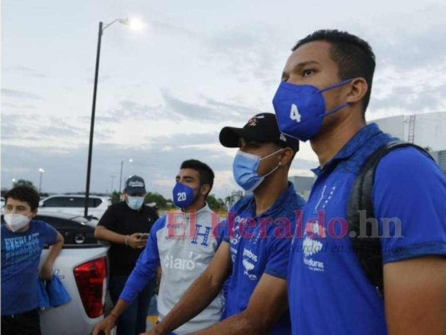 ¡Como héroes! Así recibieron a la selección olímpica en San Pedro Sula (Fotos)