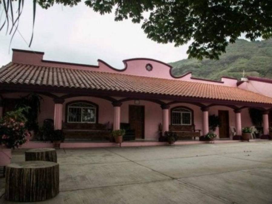 Casa Rosa: La lujosa mansión que 'El Chapo” Guzmán construyó para su madre