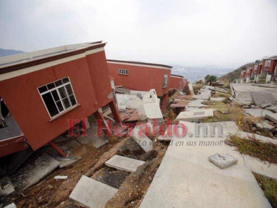 Imágenes del colapso de Ciudad del Ángel, proyecto por el que es procesado José Arias Chicas