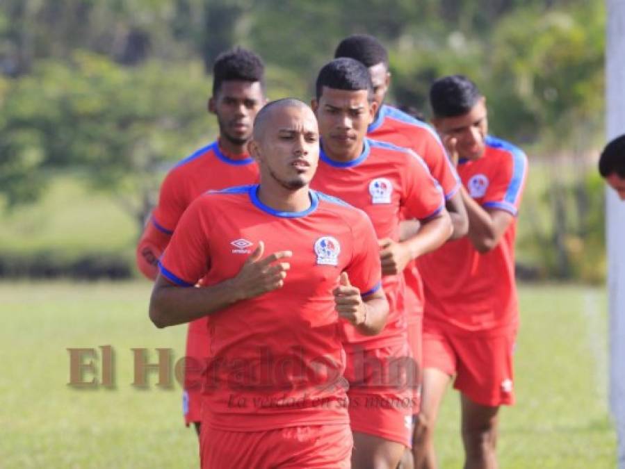 FOTOS: Con toda su artillería, así entrenó el Olimpia de Troglio este martes