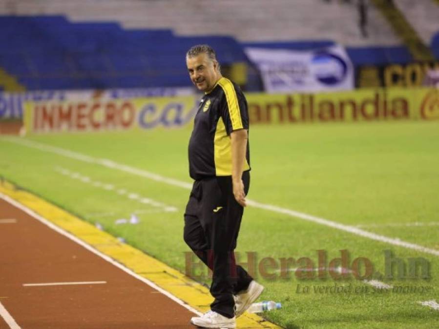 El enfado de Troglio, la celebración de Rony y el show de la Ultra: Las fotos después del Real España vs Olimpia