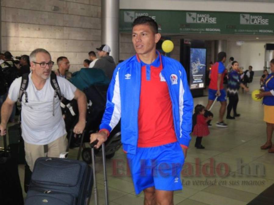 FOTOS: Así regresó Olimpia a Tegucigalpa tras sufrir ataque de aficionados del Alianza en El Salvador