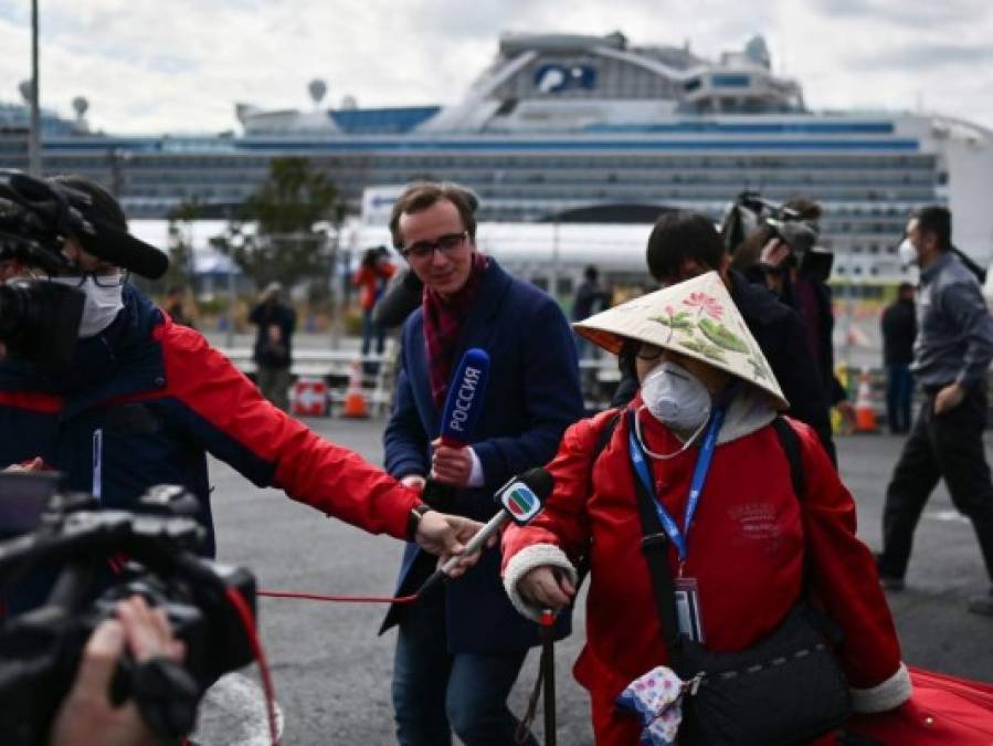 FOTOS: Así evacuaron el Diamond Princess, crucero en cuarentena