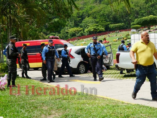 FOTOS: Desgarradora escena tras masacre en cementerio en SPS