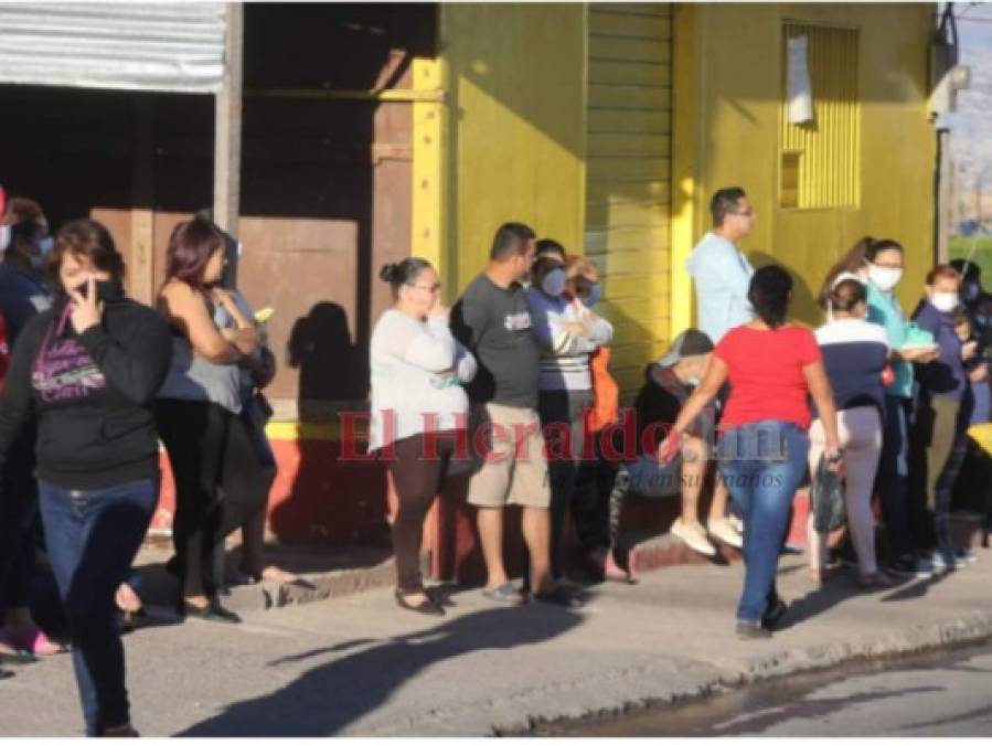 Unos respetando medidas, otros no: Capitalinos se abastecen este jueves