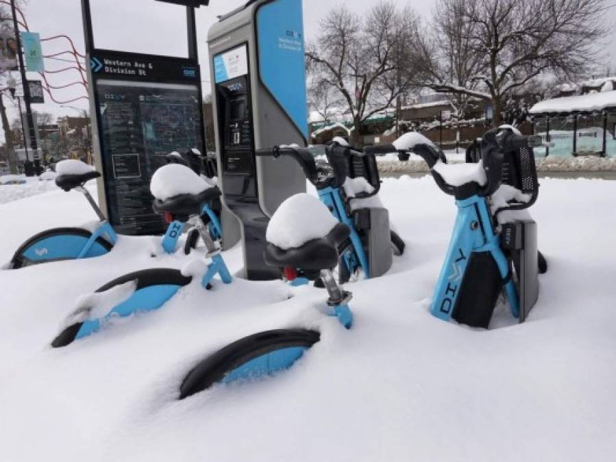 La tormenta invernal en Estados Unidos ya deja 38 muertos (Fotos)