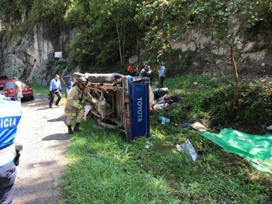 Trágica escena del accidente donde murieron seis personas en La Esperanza, Intibucá