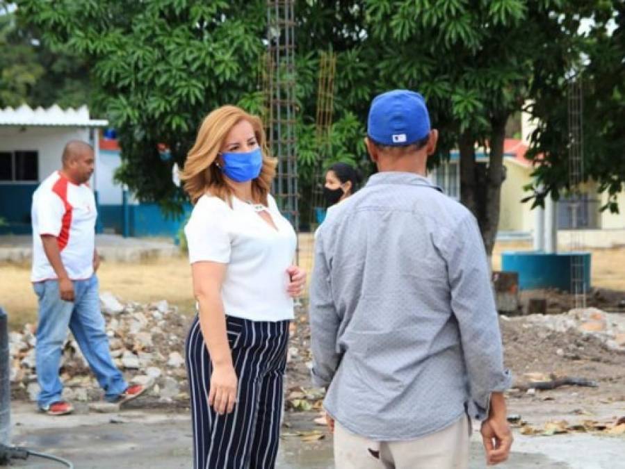 La escena del asesinato de Florisel Ríos Delfín, alcaldesa de Jamapa, México