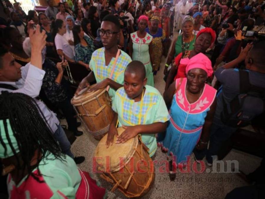 FOTOS: Así rindió honor la Pastoral Garífuna a la Virgen de Suyapa