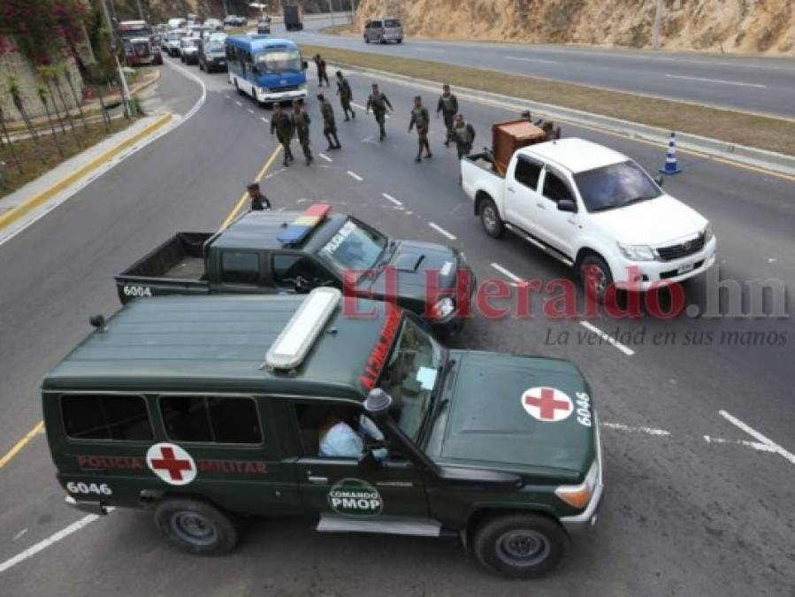 Primer 'éxodo' previo a Semana Santa dejó inspecciones y pruebas de alcoholemia en la carretera hacia el norte