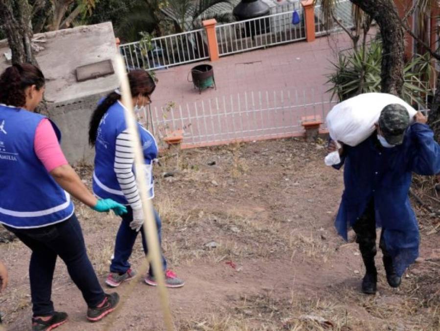 FOTOS: Así fue el segundo día de distribución del 'saco solidario'