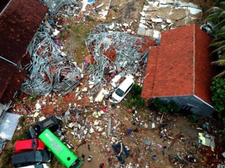 15 imágenes para recordar los 15 años del devastador tsunami en Indonesia