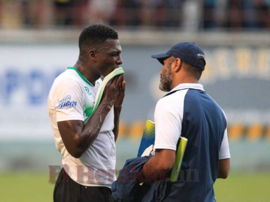 FOTOS: La tristeza en los jugadores del Juticalpa por tener un pie en el descenso