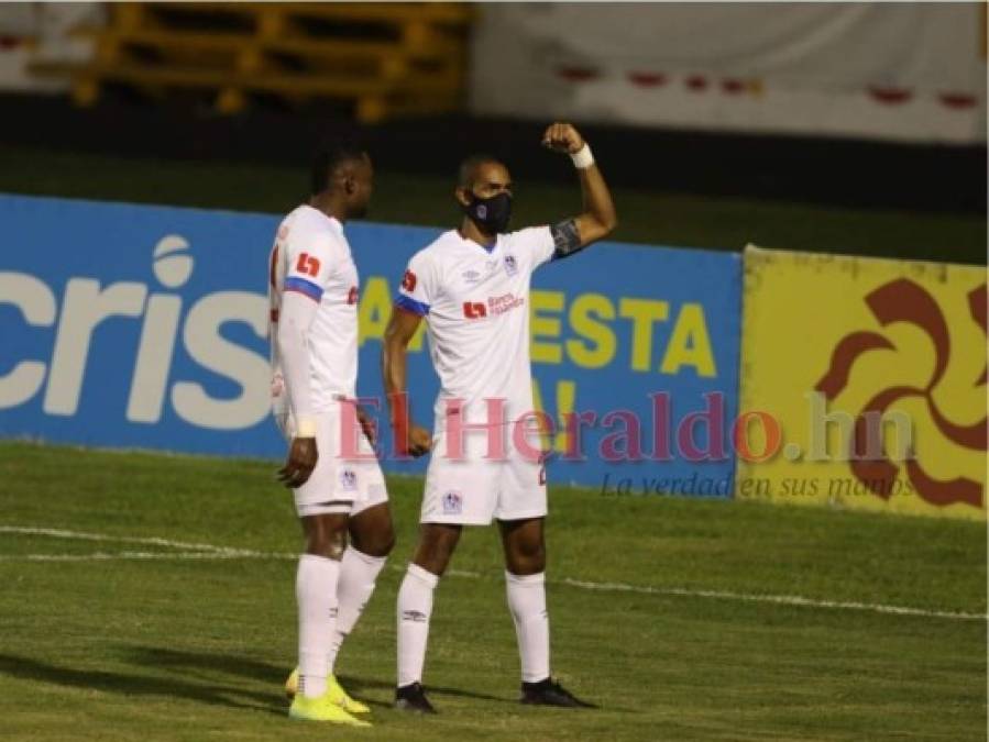 La bronca de Troglio, invitado de lujo: lo que no se vio en el Motagua-Olimpia (Fotos)