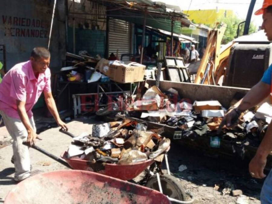 Así fueron los destrozos que dejó incendio en mercado de Choluteca