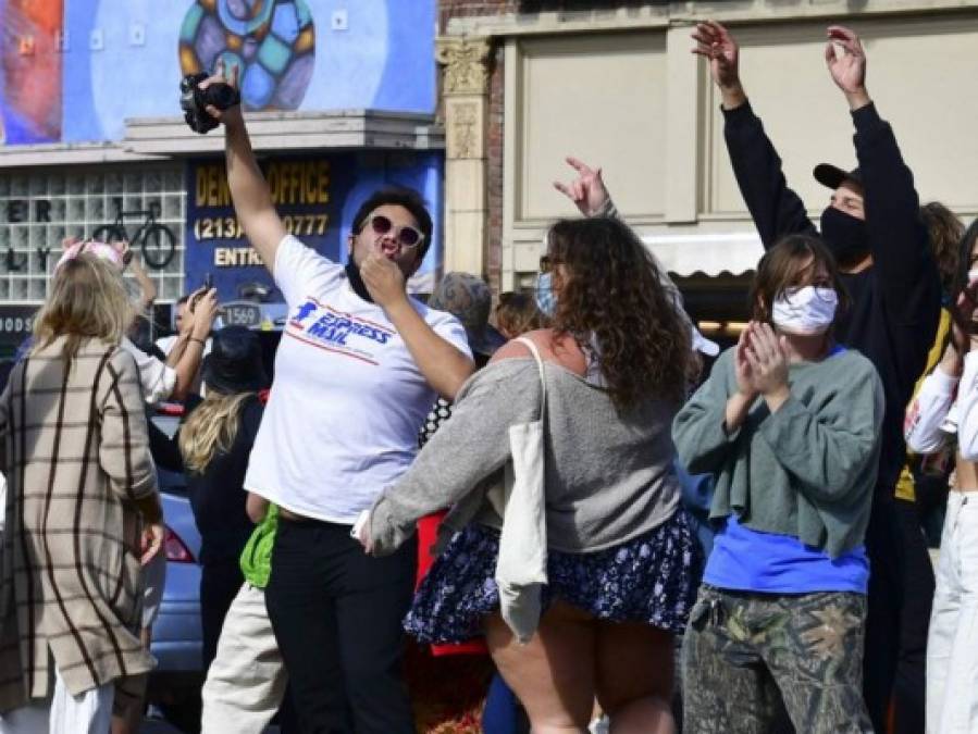 Entre celebración y reclamos, se caldean los ánimos por resultados de elecciones en EE UU (FOTOS)