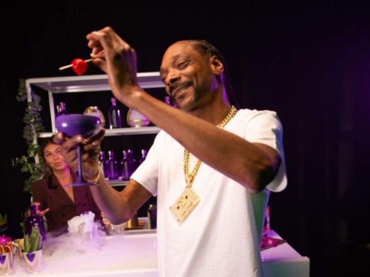 Snoop Dogg celebra sus 50 años entre el éxito de su música y la marihuana (Fotos)