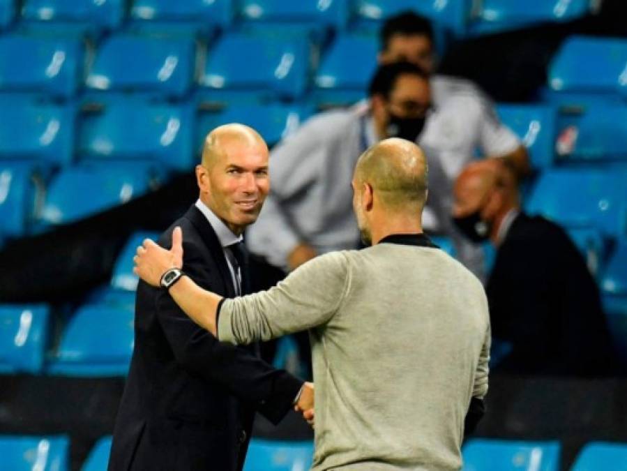 Rostros de decepción de madridistas tras la eliminación de la Champions