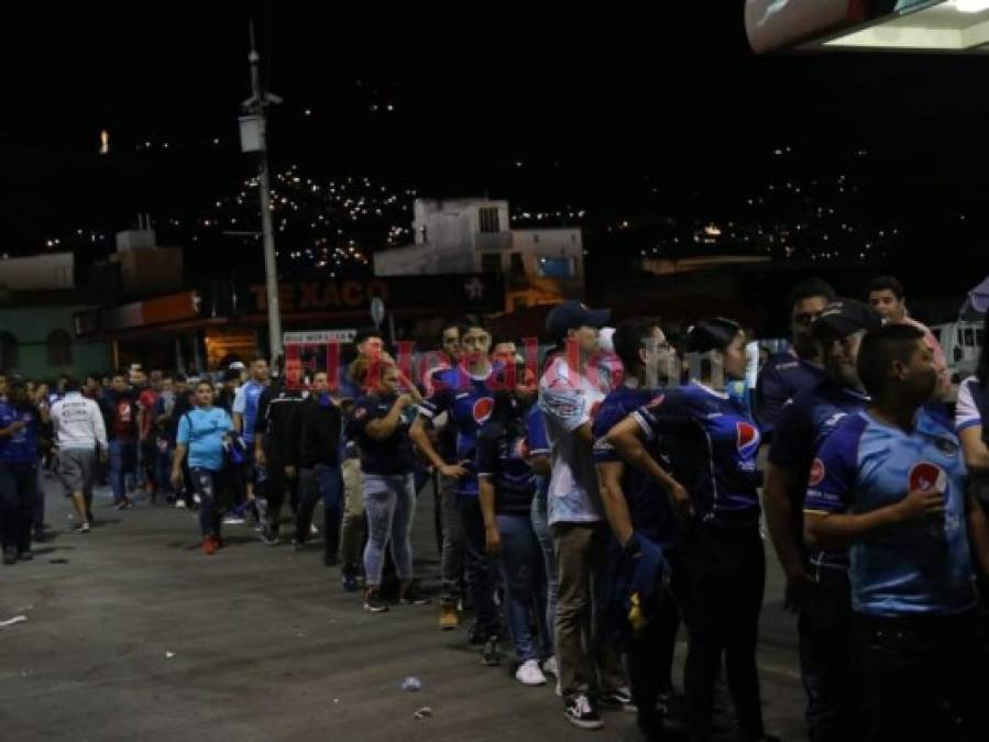 FOTOS: El ambientazo en el Nacional previo a la final entre Motagua y Saprissa