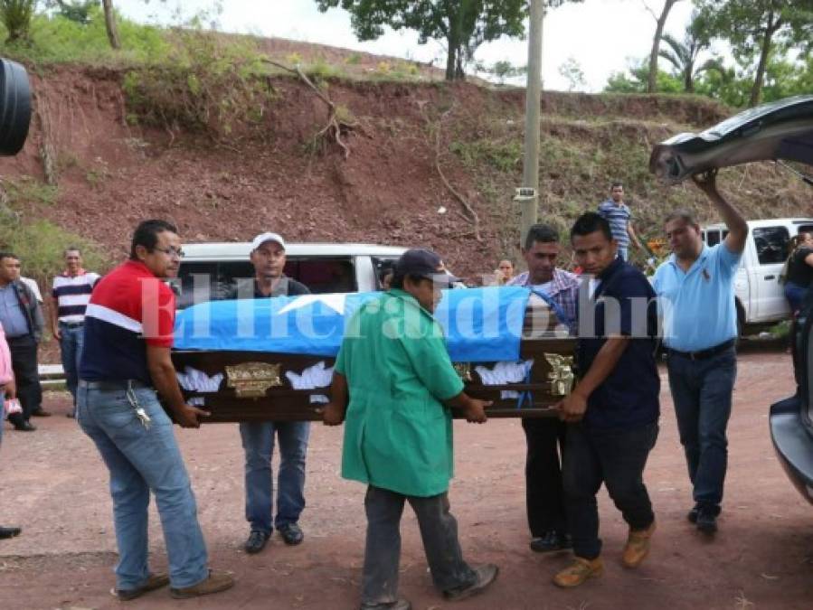 Fotos: Así fue el último adiós de activista del Partido Nacional asesinado en la colonia 21 de Octubre