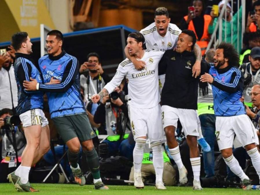 FOTOS: La eufórica celebración del Madrid tras ganar Supercopa de España