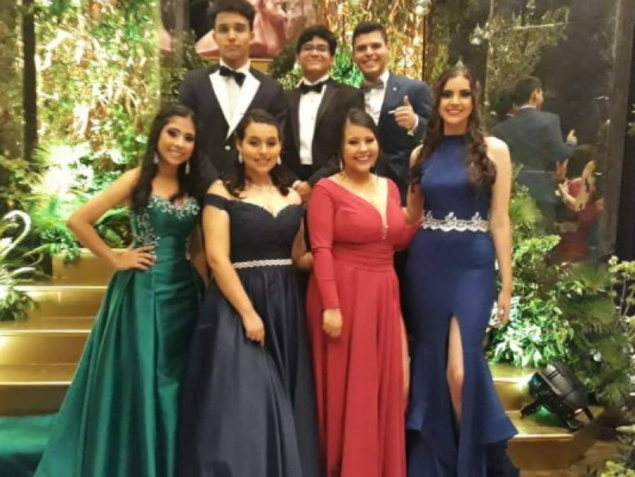 Así lucieron los estudiantes de La Estancia School en su Prom