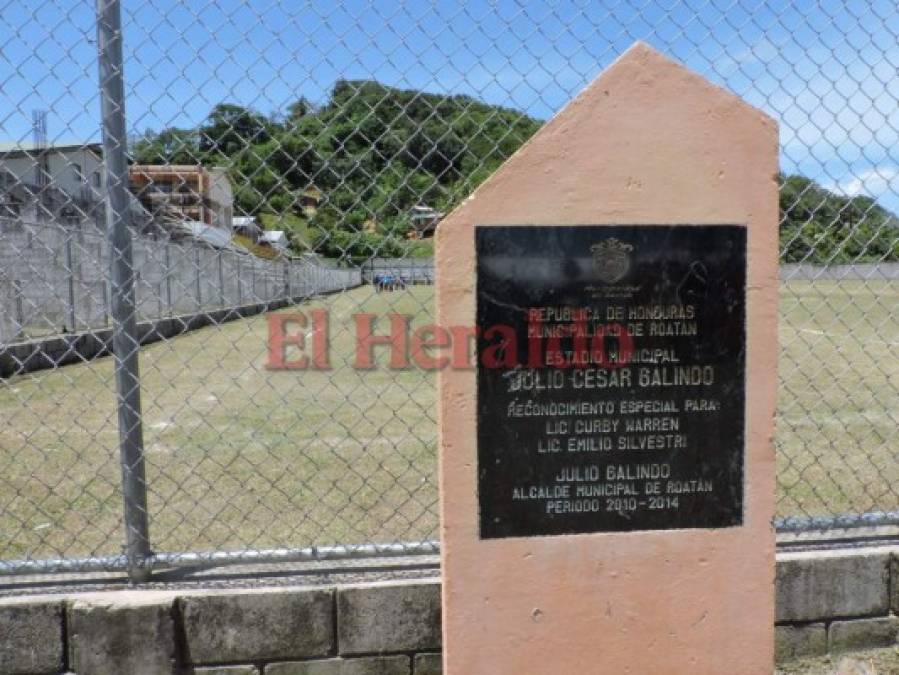 Asi está el estadio en Roatán para el duelo entre Olimpia y Galaxy