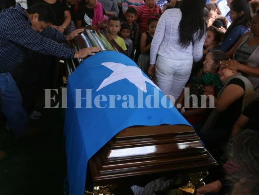 Fotos: Así fue el último adiós de activista del Partido Nacional asesinado en la colonia 21 de Octubre