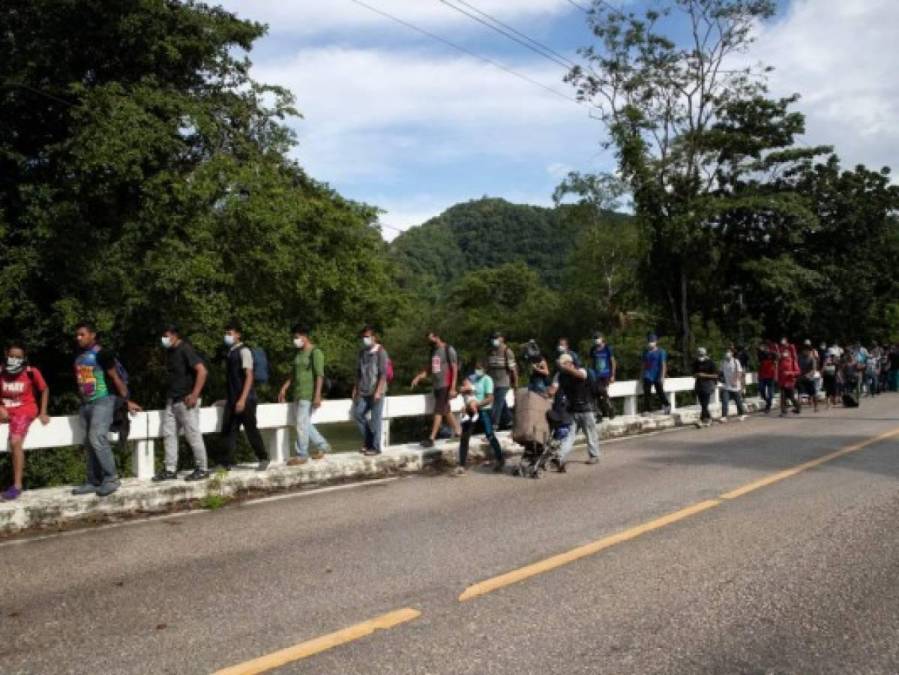 Sale caravana de hondureños en busca del sueño americano