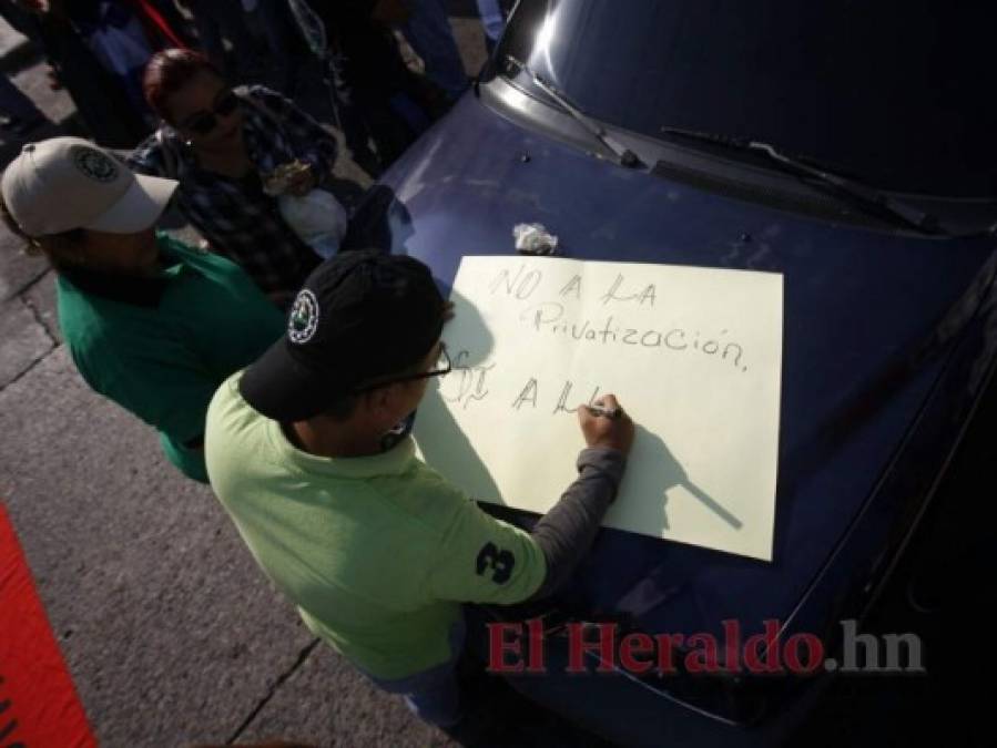 FOTOS: Las exigencias de los hondureños en el Día del Trabajador