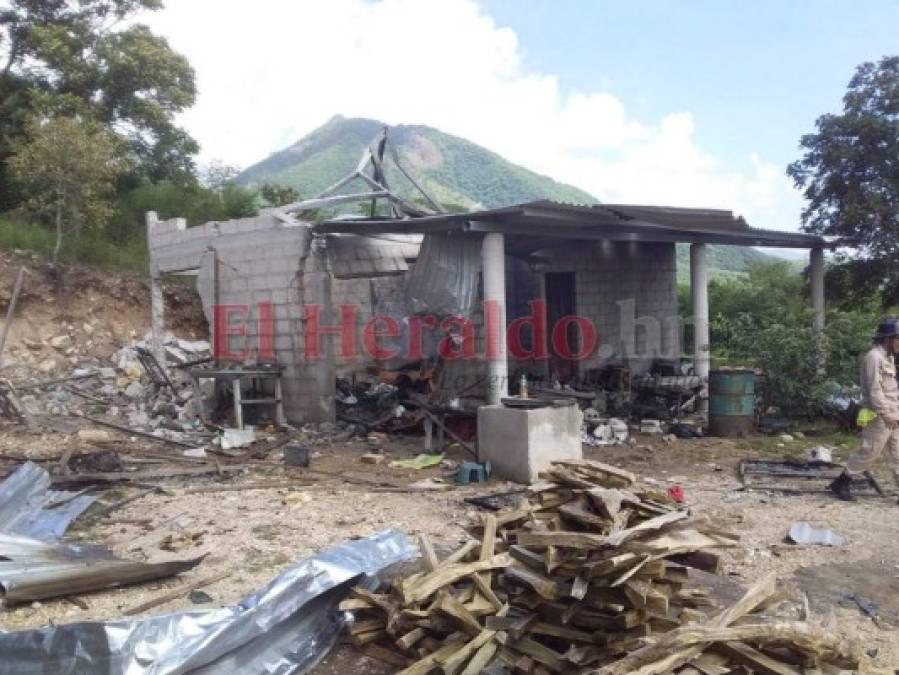 Destrucción total y heridos tras explosión en cohetería en La Paz