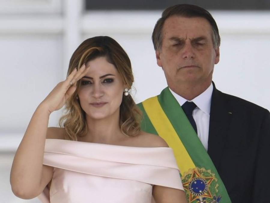 La Primera Dama de Brasil y su lenguaje de señas durante toma de posesión
