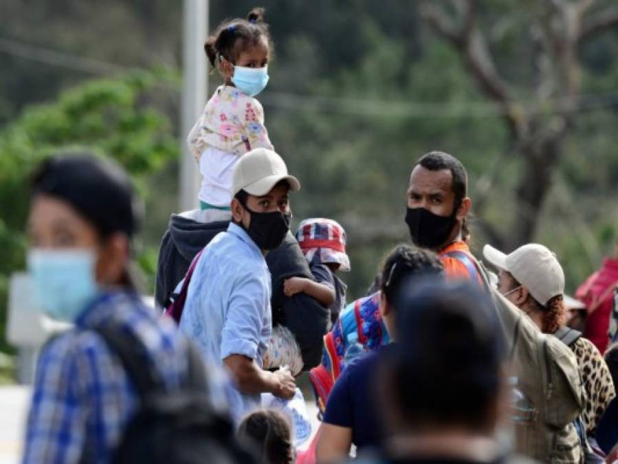 Lo que se sabe de la nueva caravana que partió este viernes de Honduras hacia EE UU (Fotos)