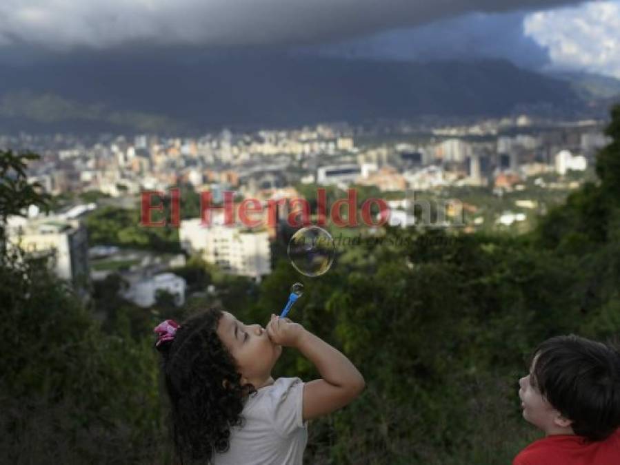 Secuelas de Eta, protestas en Sudamérica y un covid que no da tregua, las fotos de la semana en América Latina