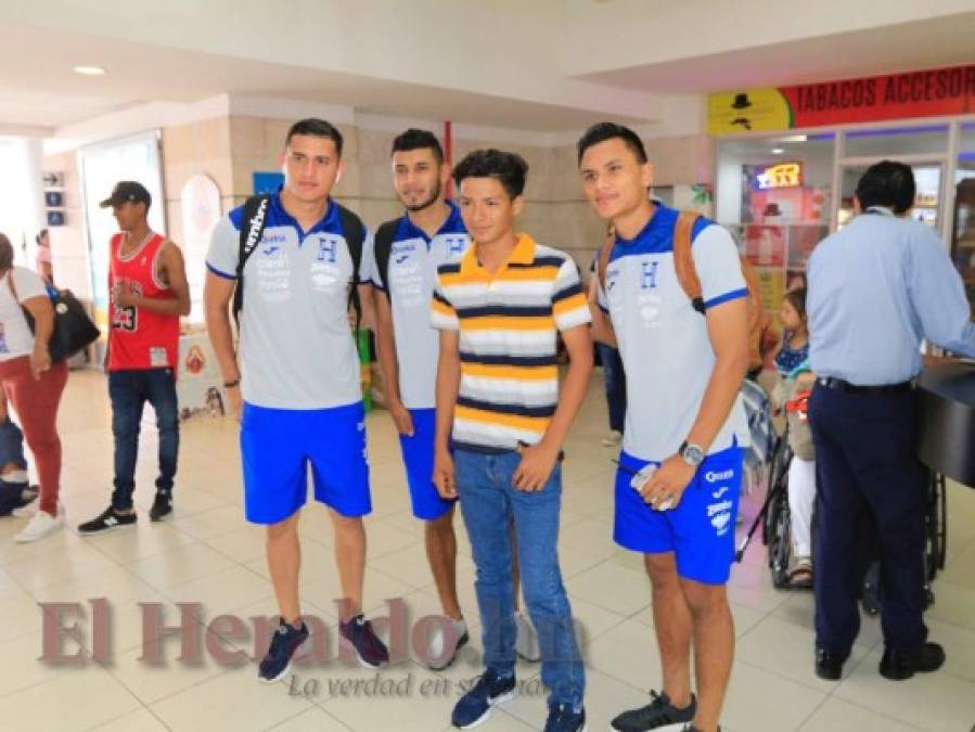 FOTOS: Honduras viajó a SPS entre bromas, risas y con los ánimos arriba