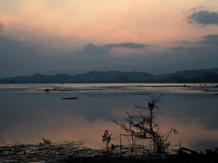 Lluvias por ciclón Eta resucitan lagunas desaparecidas en el norte de Honduras (FOTOS)