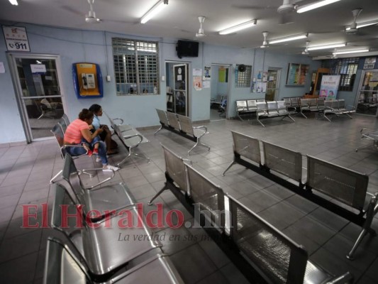 Dengue: Centros de salud permanecieron abiertos, pero vacíos