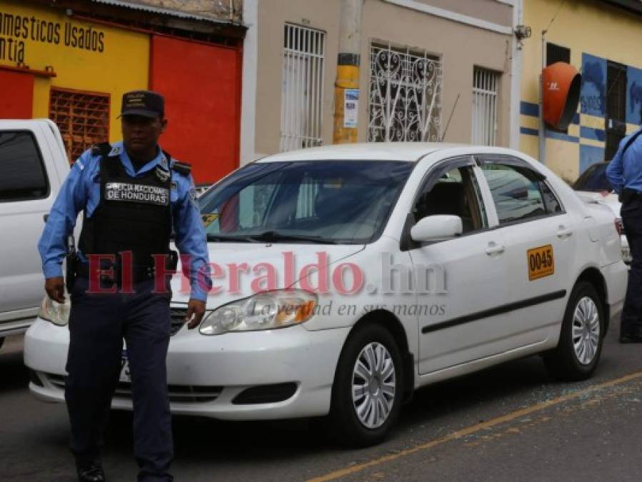 FOTOS: Dolor y lágrimas de familiares de taxista asesinado en barrio La Guadalupe