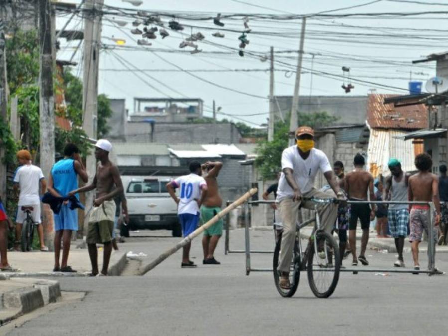 FOTOS : Guayaquil, la ciudad de Ecuador que paga con muertos los errores del manejo de la pandemia