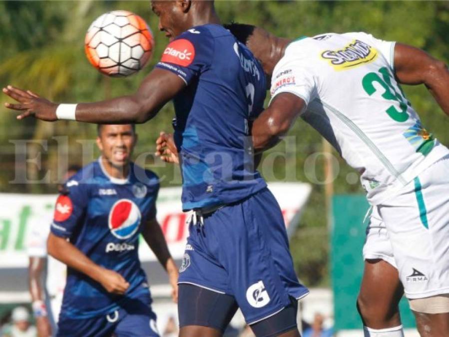 Acciones de la final entre Motagua y Platense en el estadio Excélsior de Puerto Cortés