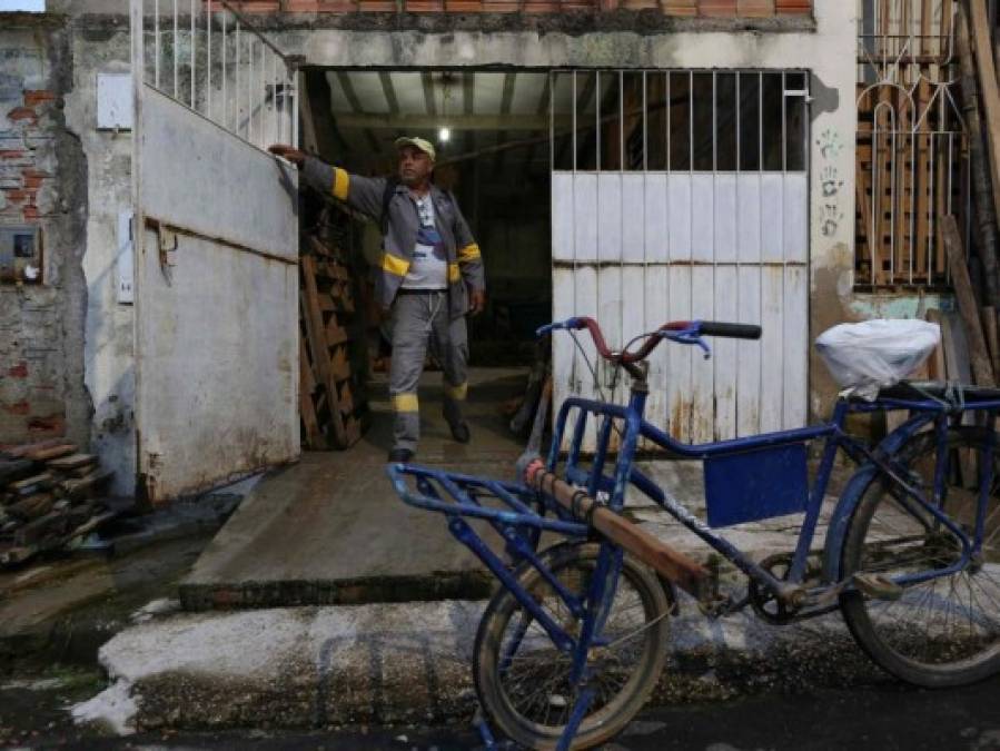 Ulisses, un sepulturero testigo de tragedia del Covid-19 en Amazonía