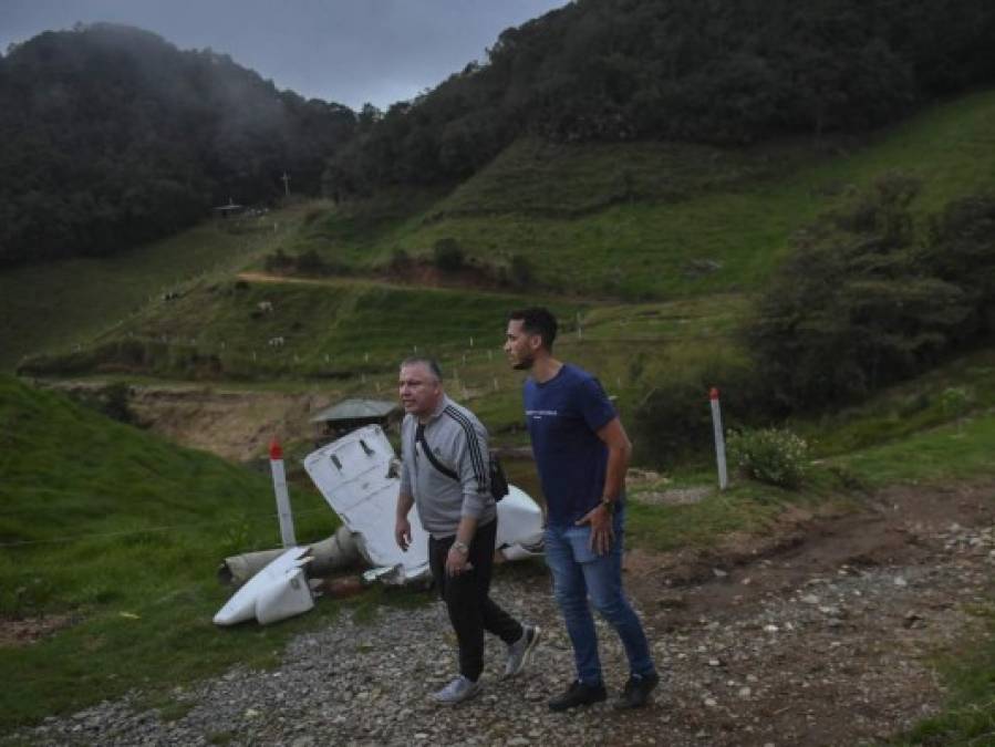 Helio Neto, sobreviviente de la tragedia aérea del Chapeoense, visitó la zona donde murieron sus compañeros tras conmemorarse cinco años del accidente