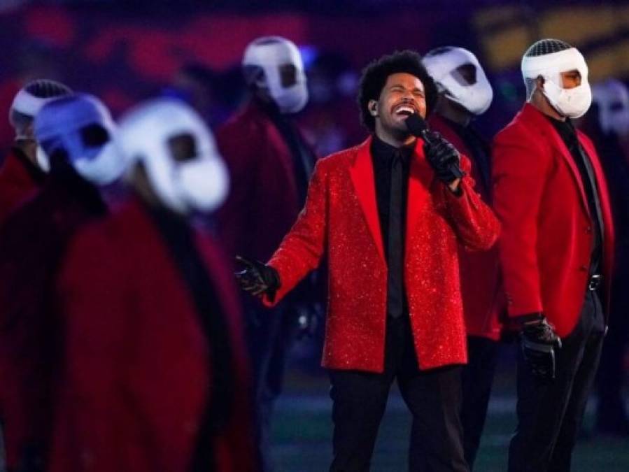 Los mejores momentos del show de The Weeknd en el Super Bowl (Fotos)