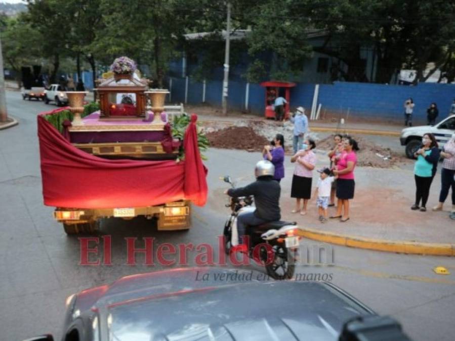 FOTOS: Así fue el recorrido del Santo Entierro de Jesús