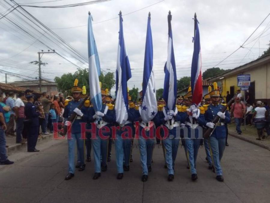 FOTOS: Color, alegría y fervor, así se viven los desfiles en Comayagua