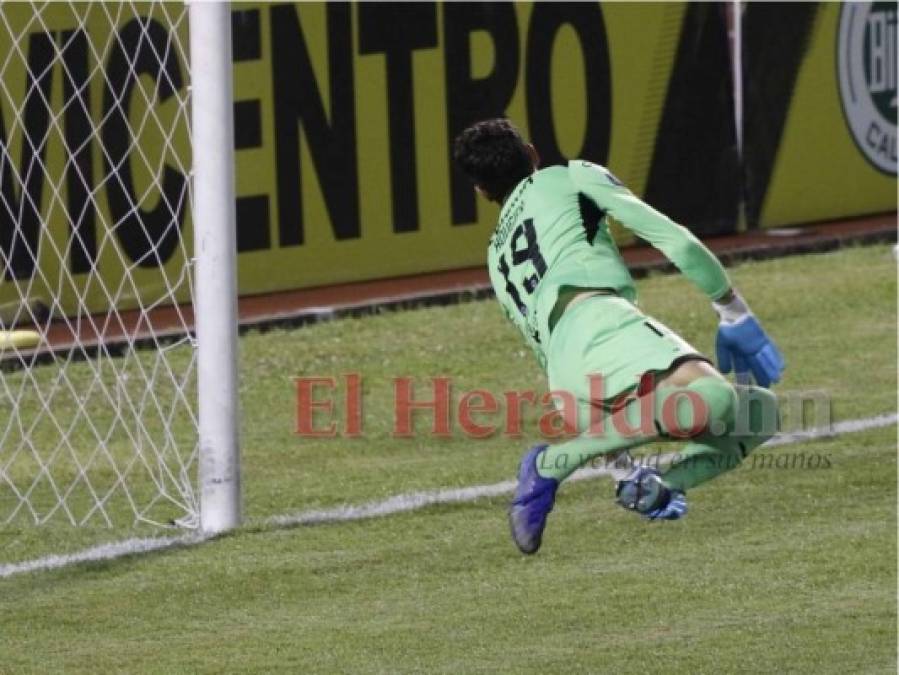 Euforia azul y desilusión aurinegra: las imágenes que dejó la clasificación del Motagua a la final