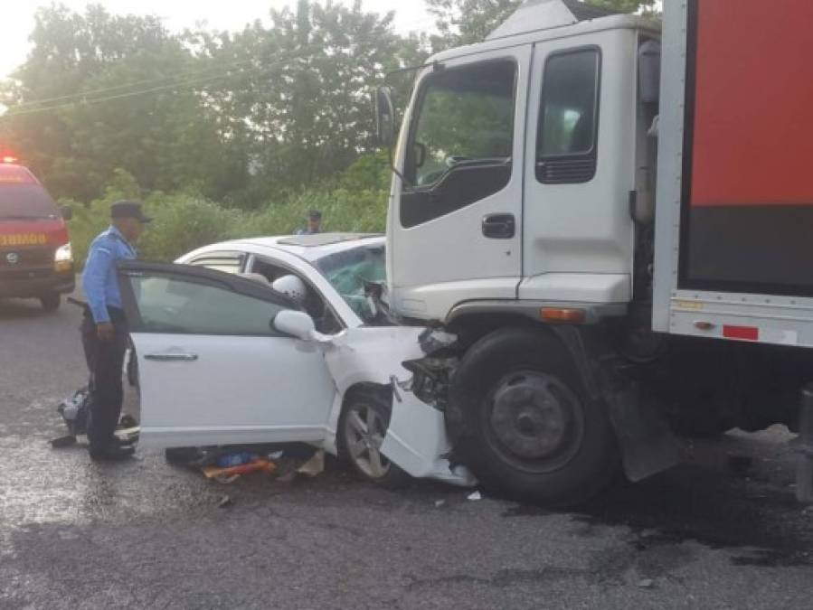 Las lamentables escenas tras accidente en carretera de Yoro