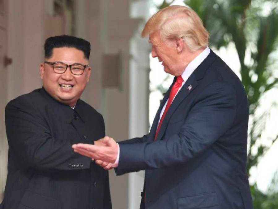 Las fotos del apretón de manos entre Donald Trump y Kim Jong Un que pasarán a la historia