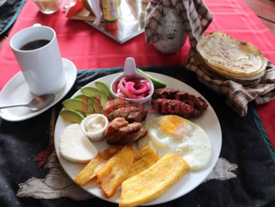 Campamento, hogar del chicharrón, el café y la tradición