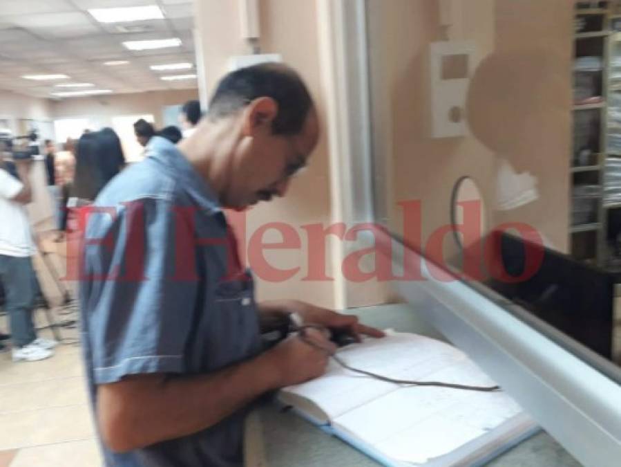 Sin disfraces, ni ocultándose, llegaron a firmar señalados en caso Pandora tras orden de jueza